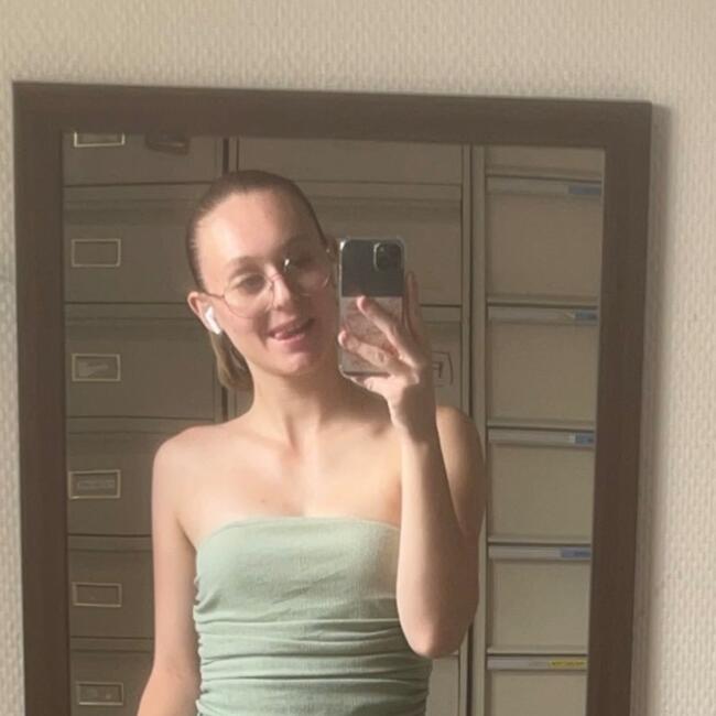 Babysitter in Billy-Montigny: Alyssia