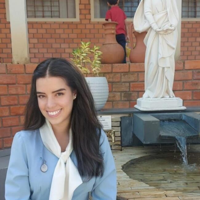 Babysitter in Ponta Grossa: Lilian