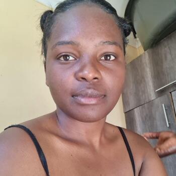 Babysitter in Cape Town: Kelly