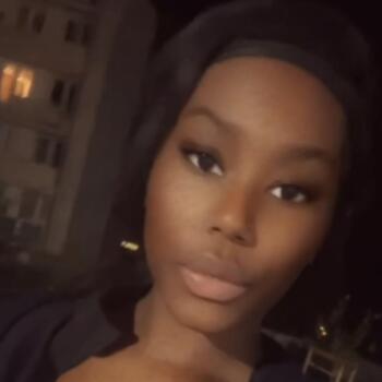 Nounou à Paris: Manou