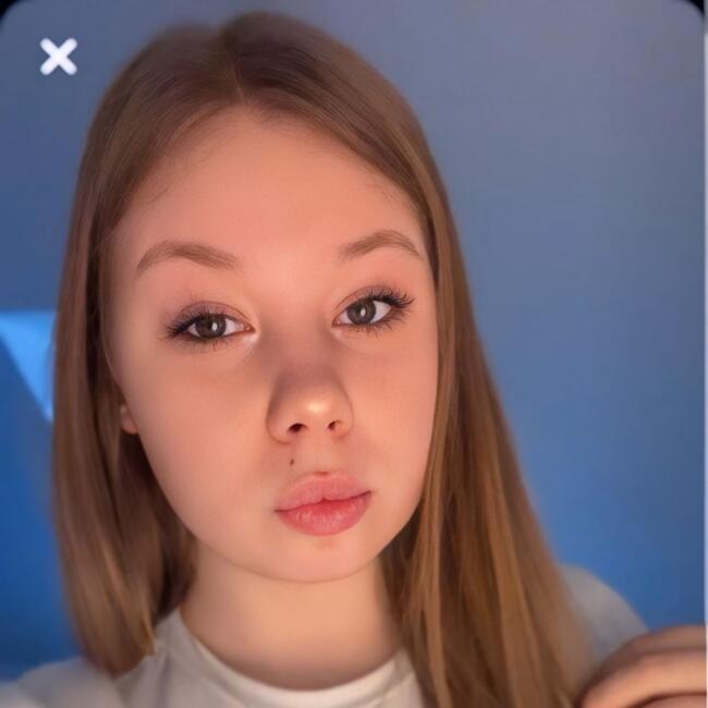 Babysitter in Nivelles: Elena