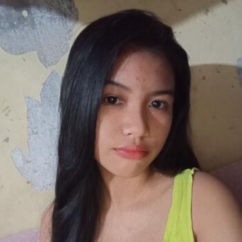 Babysitter City of Taguig: Franzine