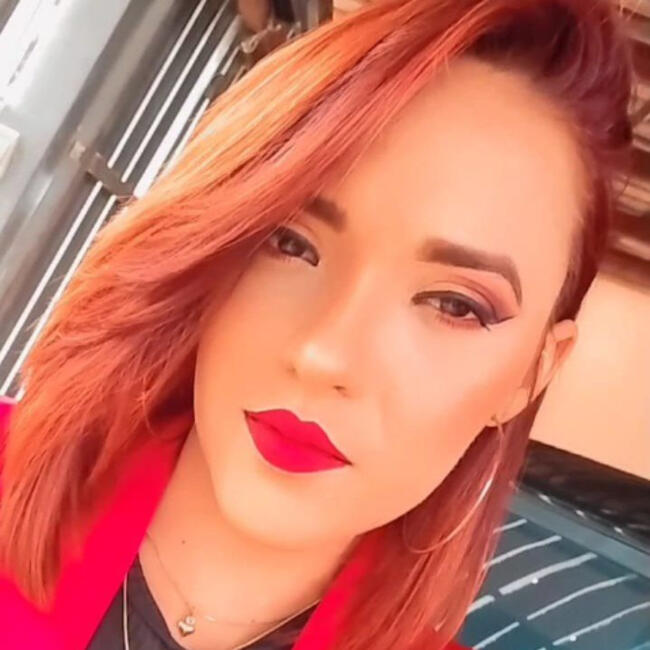 Babysitter in Santa Maria (Distrito Federal): Elaine