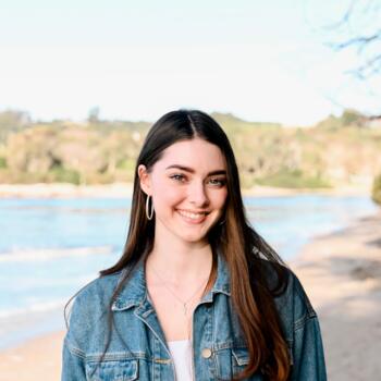 Babysitter in Adelaide: Gwynne