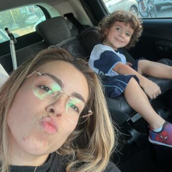Emprego de babá em Palhoça: emprego de babá Dailiane