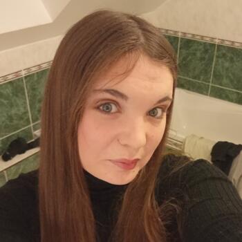 Baby-sitter Charnay (Bourgogne-Franche-Comté): Emma