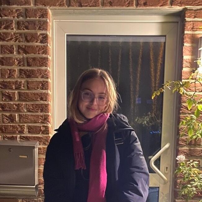 Babysitter in Bonn: Agnes