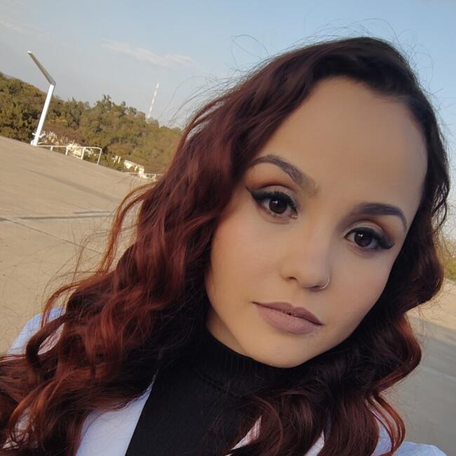 Babá em Belo Horizonte: Isadora