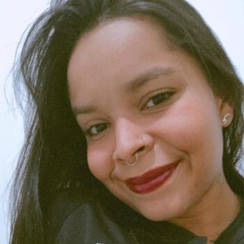 Babysitter Serra: Ana Karoline