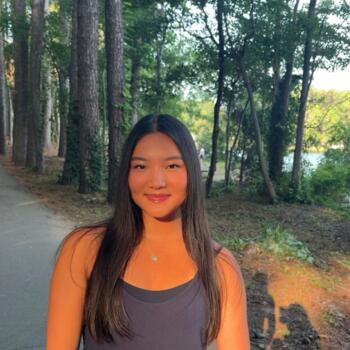 Babysitter in Davidson: Joy