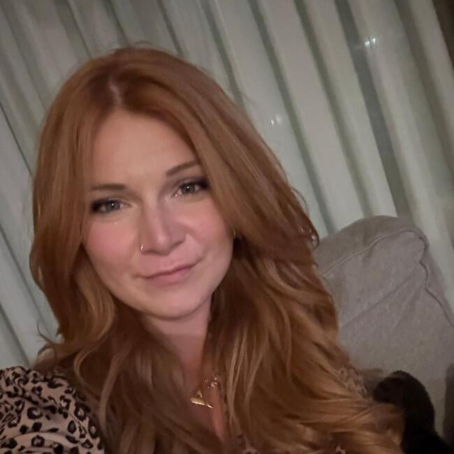 瓦勒海姆的臨時保母工作: Larissa