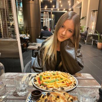 Babysitter in Sydney: Sasha