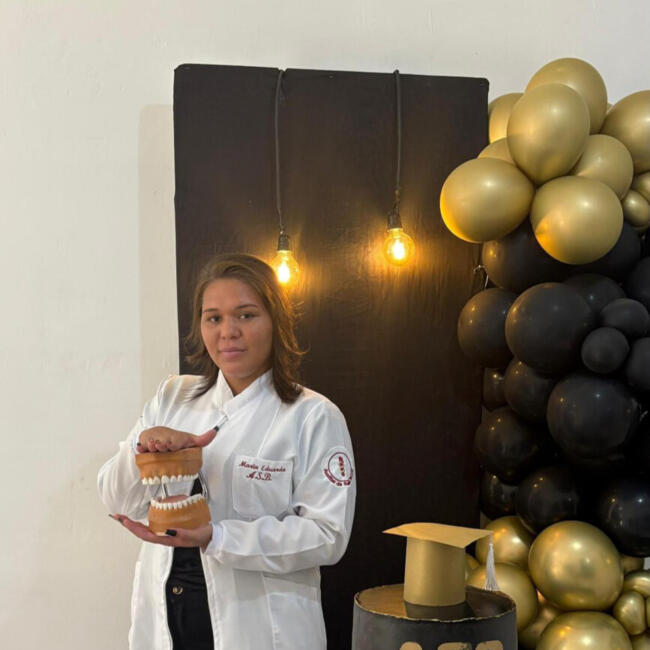 Babysitter in Vicência: Maria