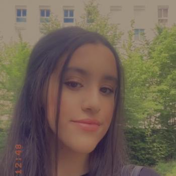 Baby-sitter in Saint-Étienne: Sarah