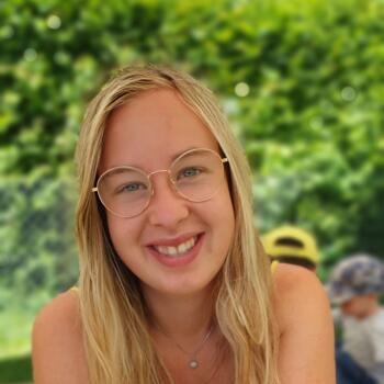 Baby-sitter in Hausen: Angela