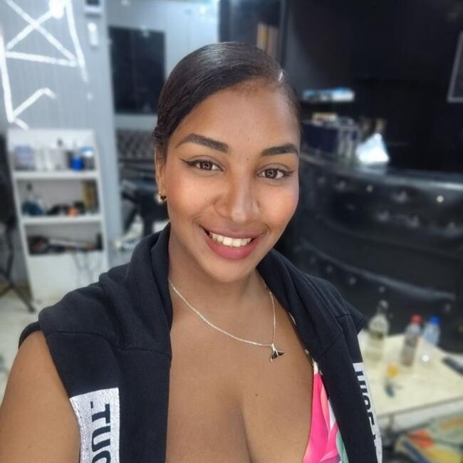 Niñera en Bajos de Haina: Morelia