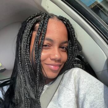 Babysitter Vitória: Esterfani