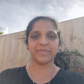 Babysitter in Auckland: Diana