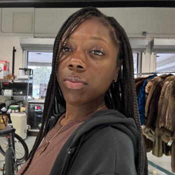 Babysitter in Pontiac (Michigan): Giselle