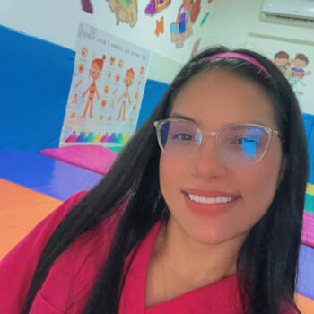 Niñera en Bogotá: Lina