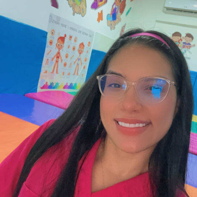 Niñera en Bogotá: Lina