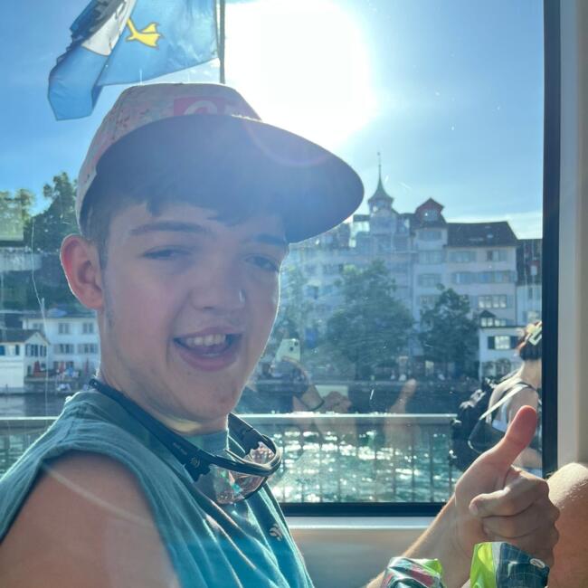 Babysitter in Thalwil: Luis Elia