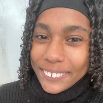 Babysitter in Araçatuba: Caroline