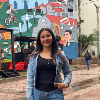 Niñera en J. Augusto Saldívar: Lucia