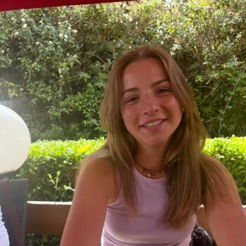 Babysitter in Troyes: Eleonore