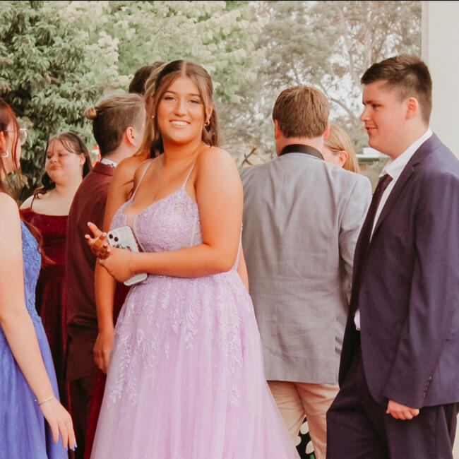 Babysitter in Hobart: Mia