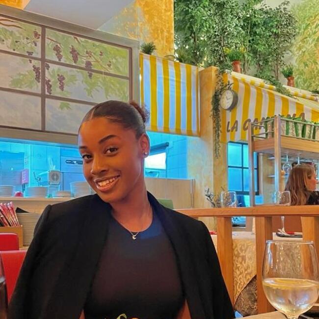 Babysitter in Villiers-le-Bel: Caroline