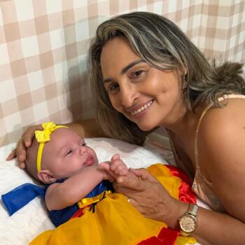 Babysitter Fortaleza: Antonia