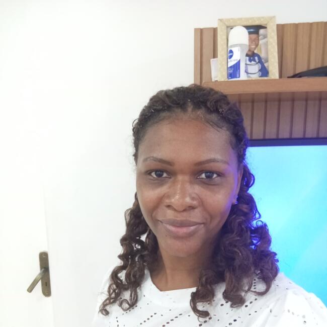 Babysitter in Campos dos Goytacazes: Jaqueline