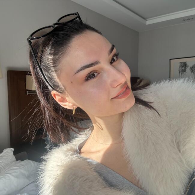 Nanny in Menemeni: Mariami