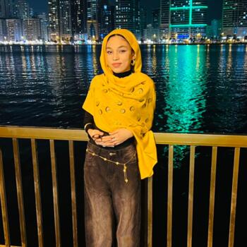 Babysitter in Sharjah city: Leen