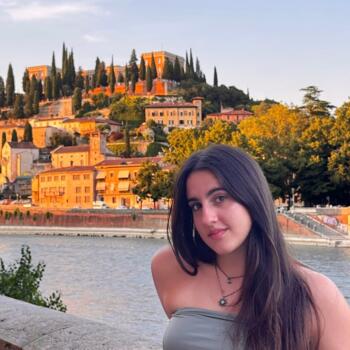 Canguro en Hospitalet de Llobregat: Lucia