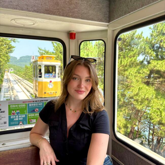 서울특별시에 있는 베이비시터: Charlotte Aimée