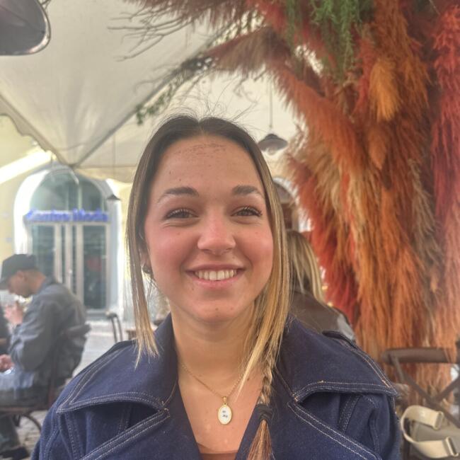 Babysitter a Napoli: Camilla