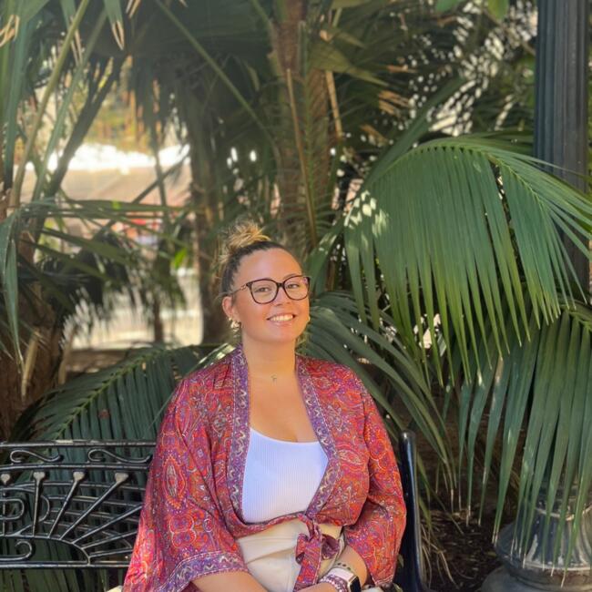 Babysitter in Cavalaire-sur-Mer: Lisa