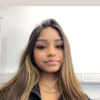Babysitter in Sutton: Hesha