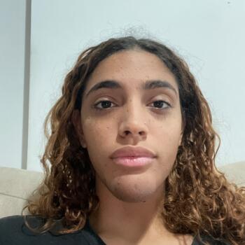 Babysitter in Vila Velha: Guilhevher