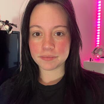 Babysitter in Lagnieu: Julie