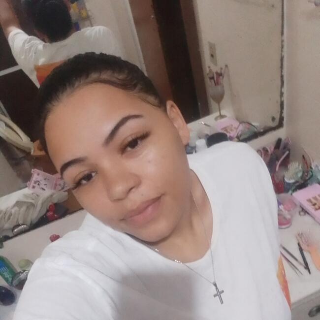Babysitter in Barra Velha: Monikallyne