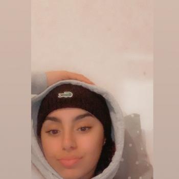 Vandœuvre-lès-Nancy 베이비시터: Iliana