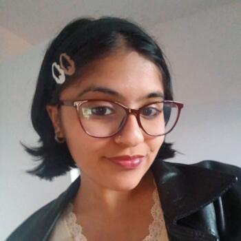 Babysitter in London: Vasudha