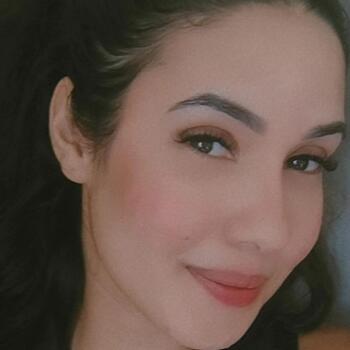 Babá em Franca: Julia