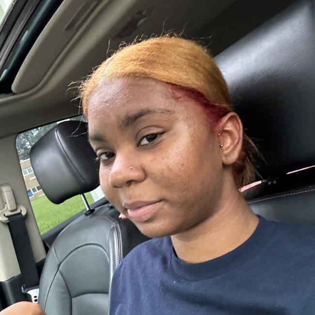 Babysitter in Suffolk: Alayna