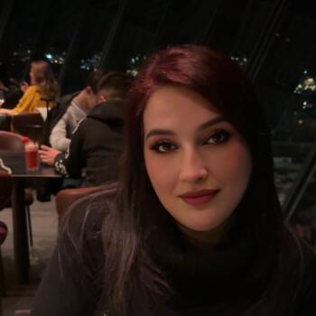 Babysitter a Bari: Mina