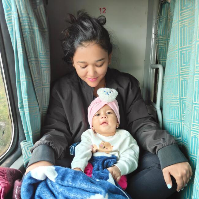 बम्बई में बेबीसिटिंग की नौकरी: Deepanshu