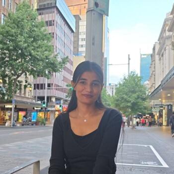 Babysitter Auckland: Kiranjeet